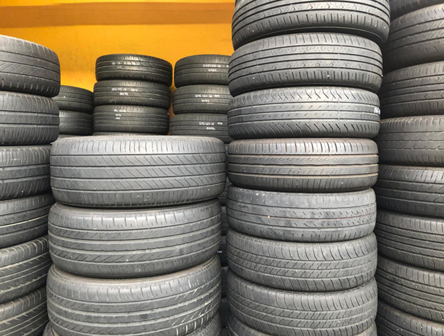 Tyre transport